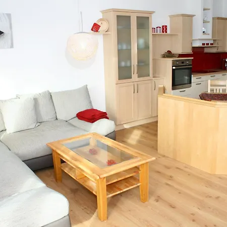 霍楚博格特酒店 农家乐