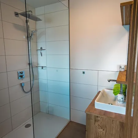 Hochhubergut *