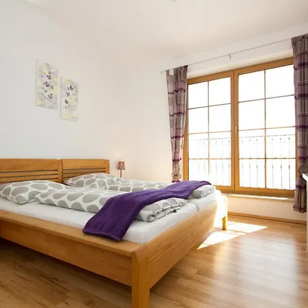 霍楚博格特酒店 农家乐 *